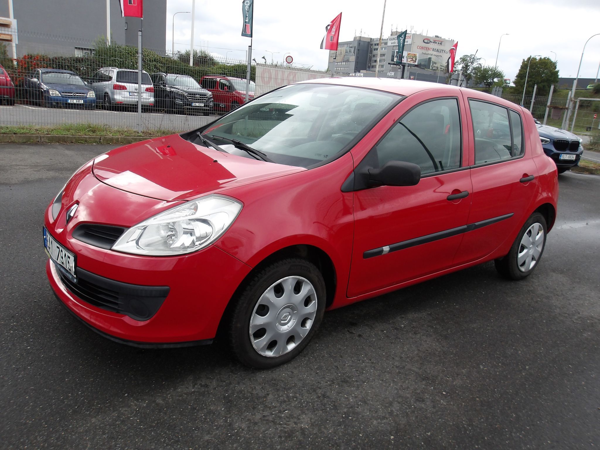 Renault Clio, 1,2i ČR NAJ.62000 km !!! - fotka 2