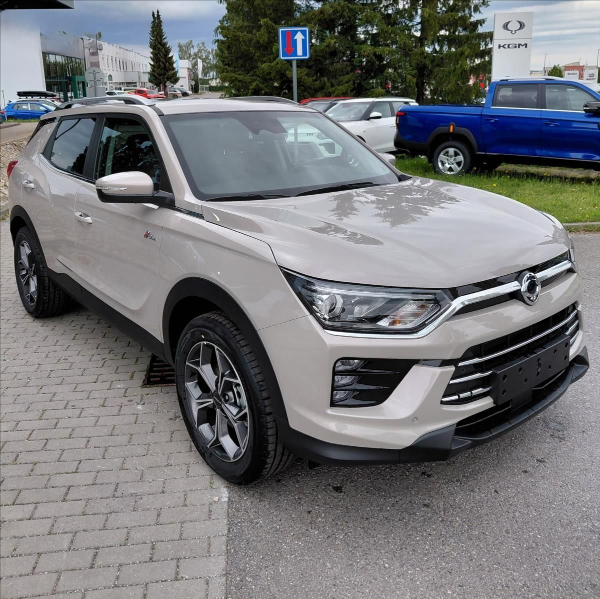 KGM Korando, 1.5 KORANDO  Turbo GDI PREMIUM - fotka 3