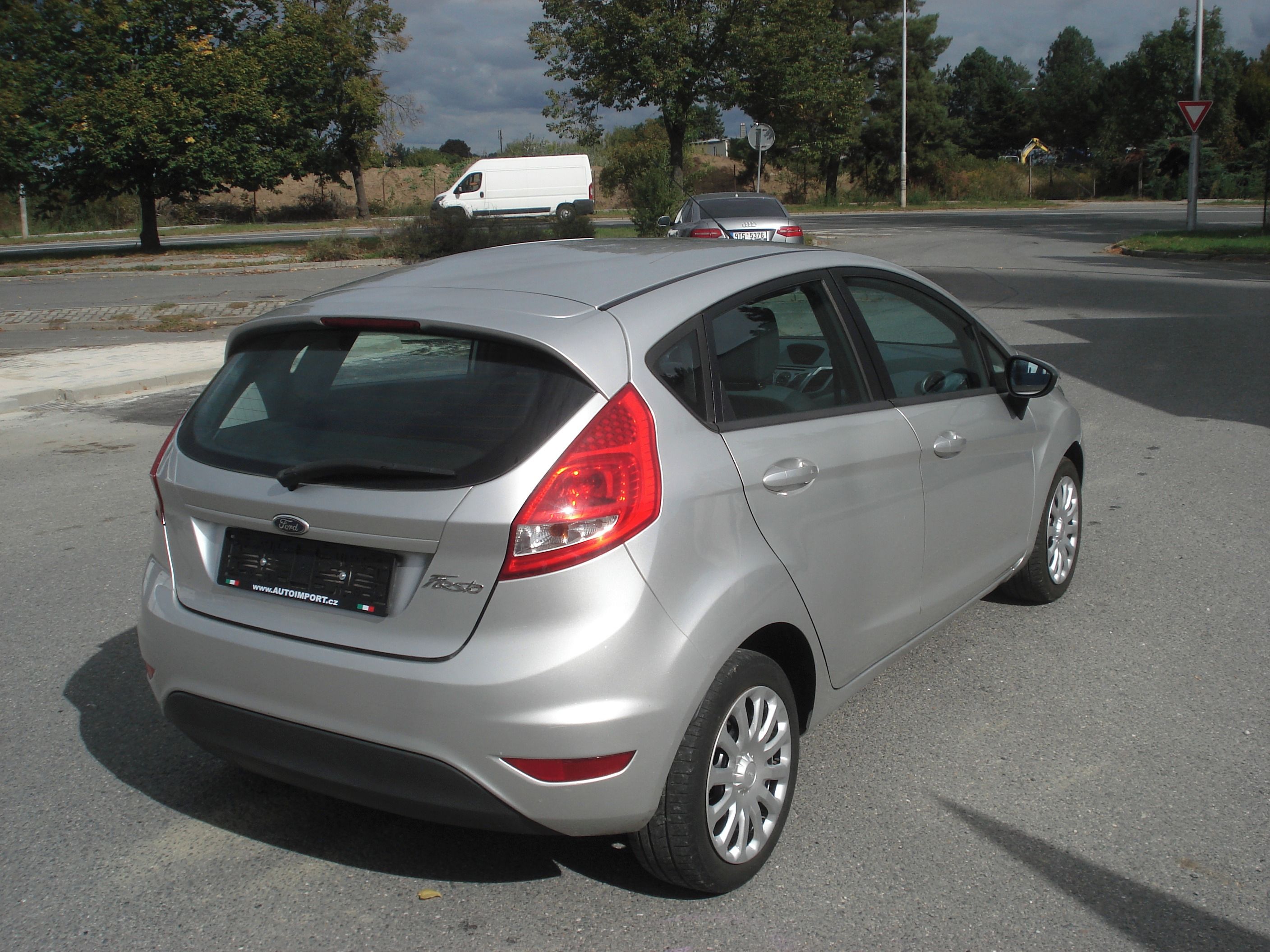 Ford Fiesta, 1.2 i KLIMA 60KW - fotka 5