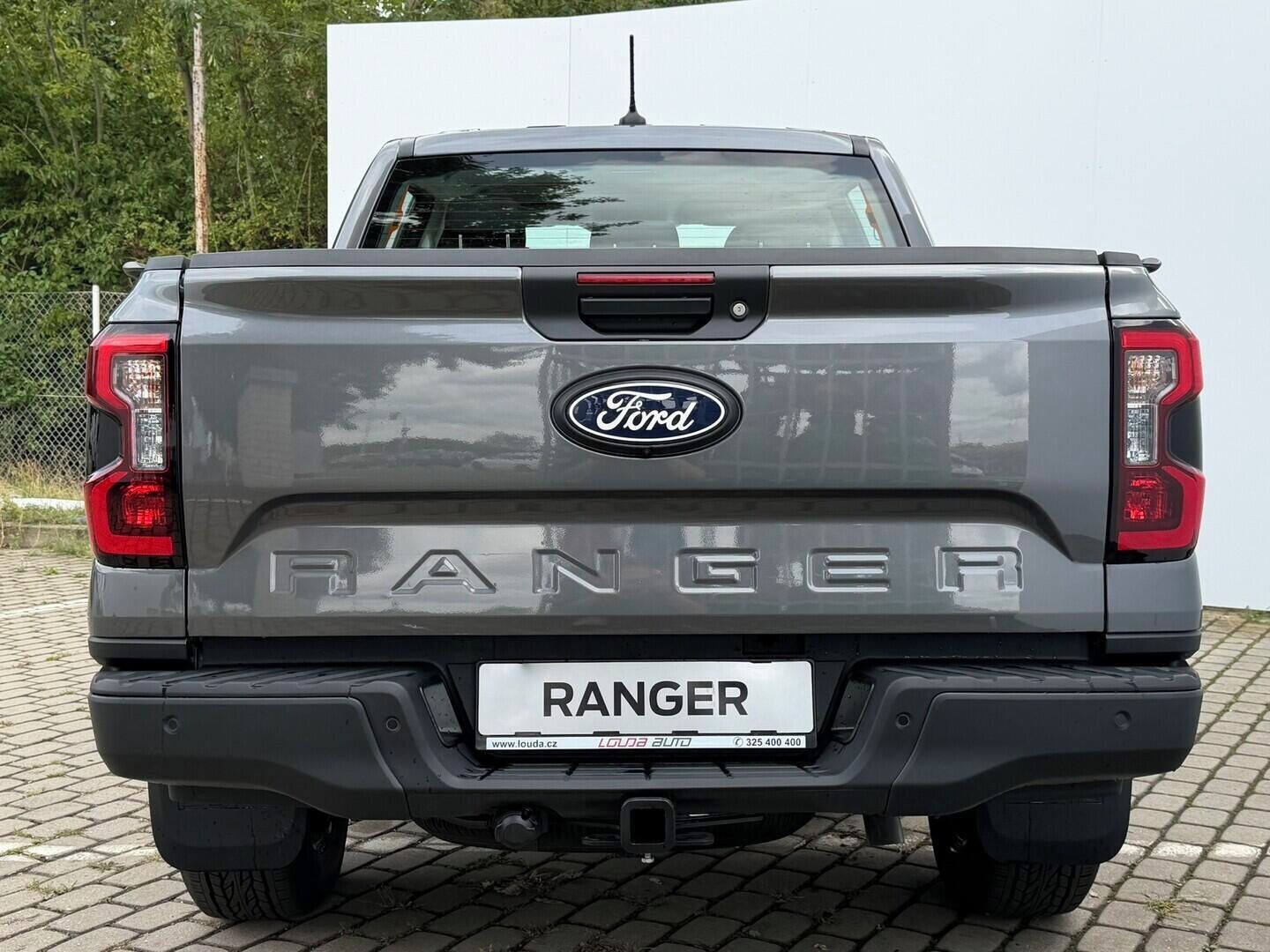 Ford Ranger, Double Cab 2,3 EcoBoost Hybrid - fotka 4