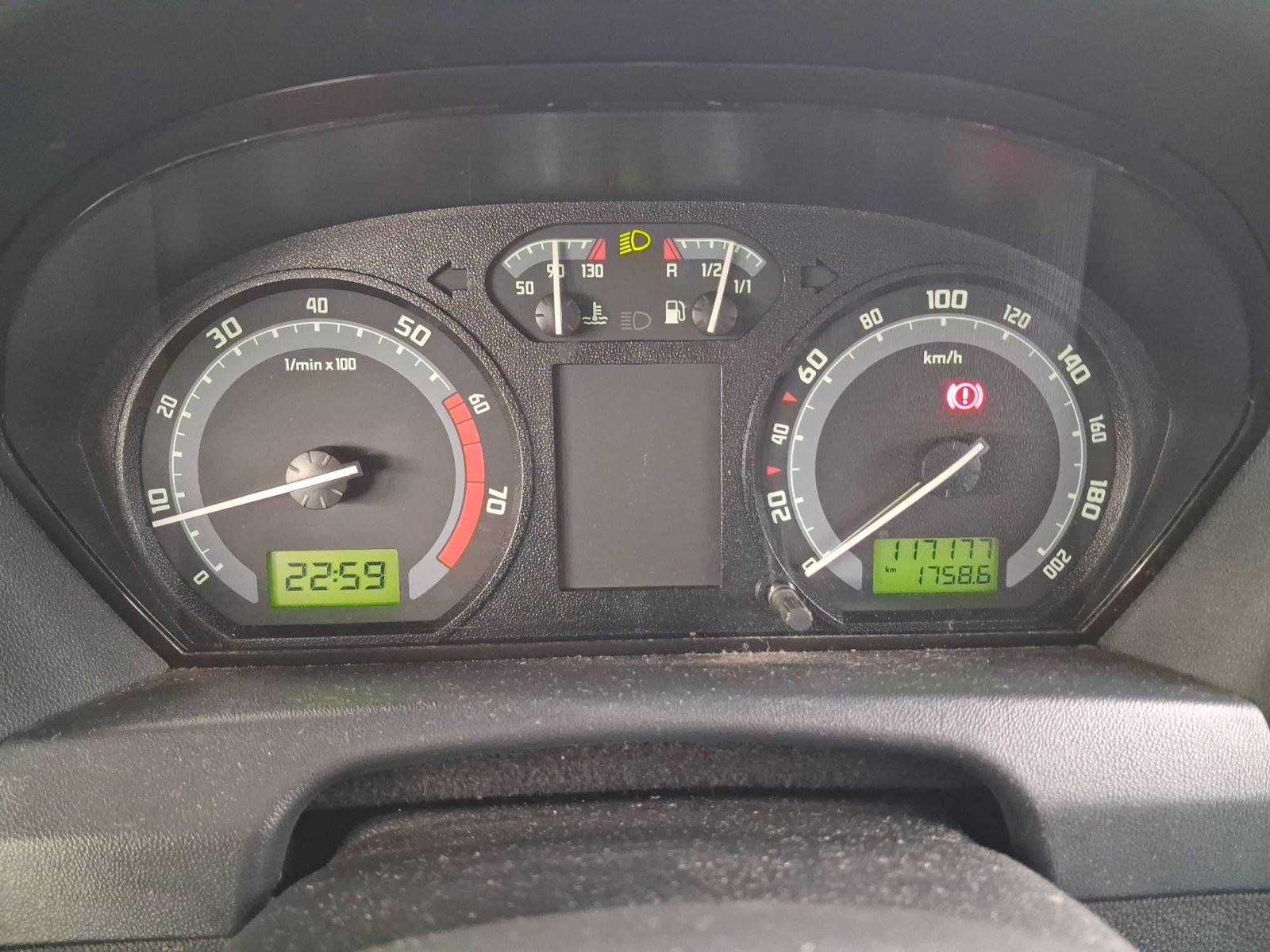 Škoda Fabia, 1.2 12V, po STK, oblíbený vůz - fotka 3
