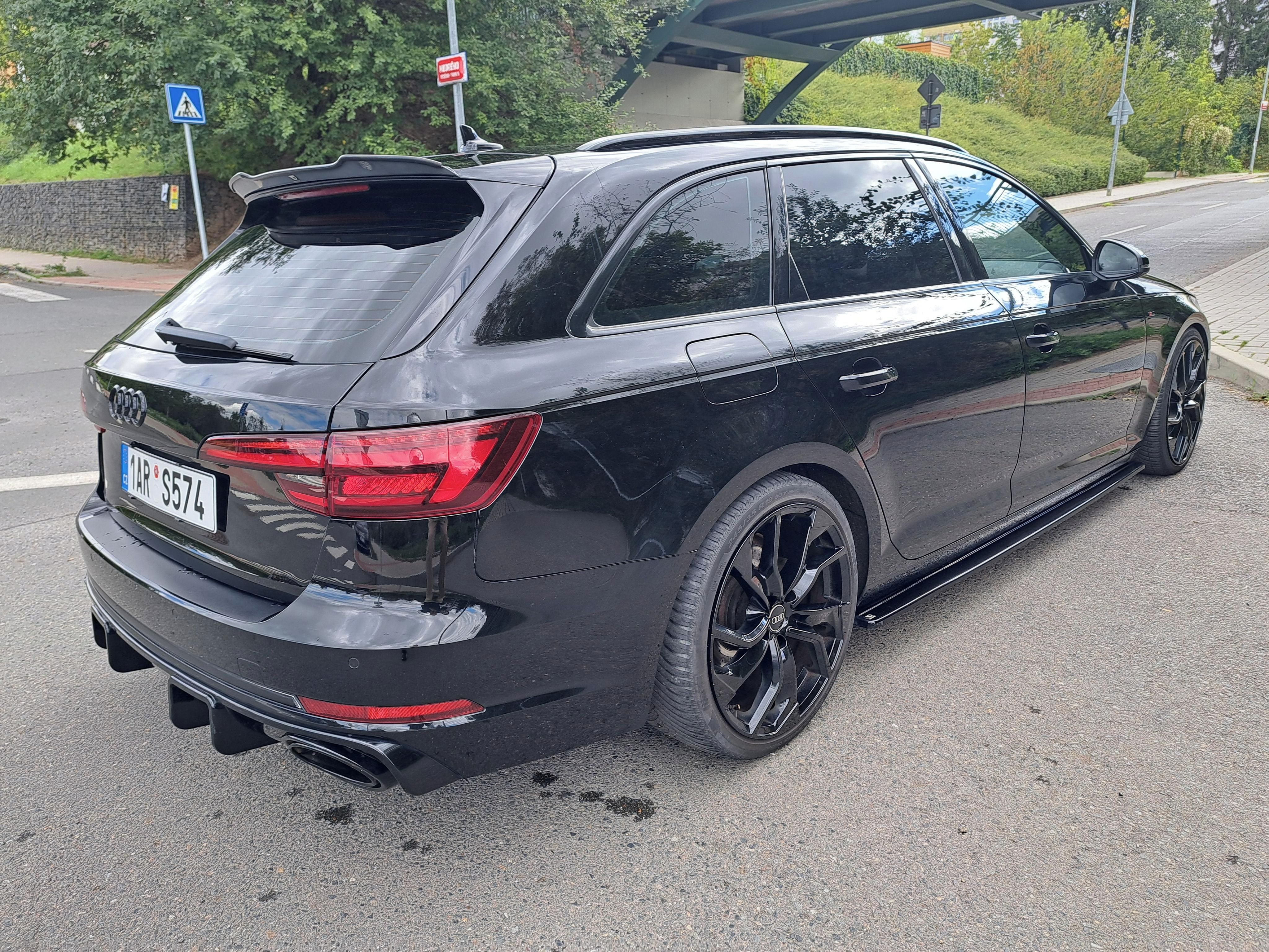 Audi A4 Avant, 2.0 TDI S Line automat - fotka 5