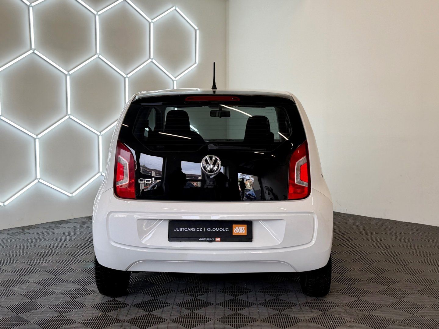 Volkswagen Up!, 1.0MPi - fotka 5