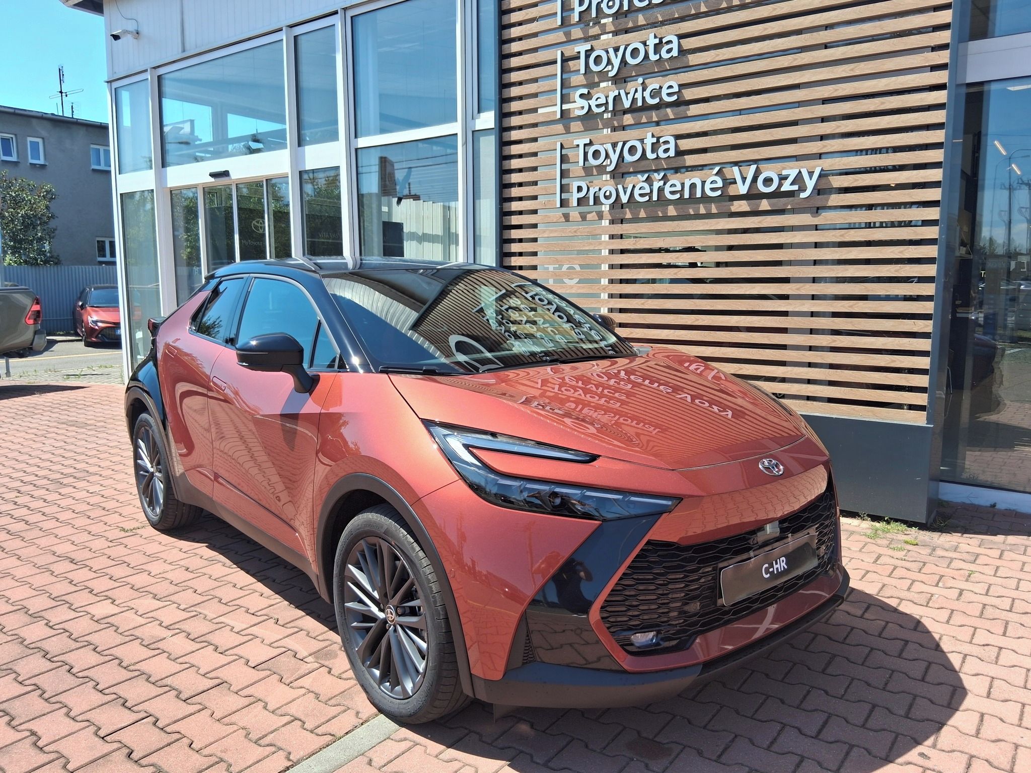 Toyota C-HR, C-HR TOKYO EDITION