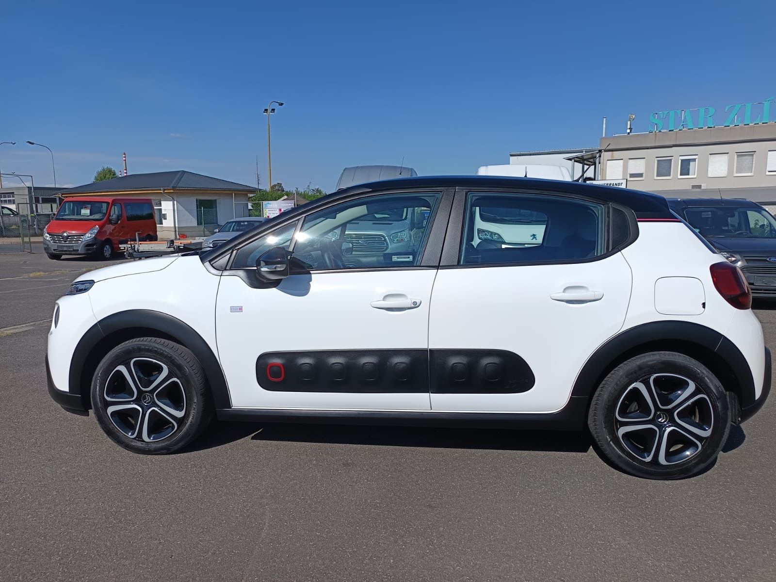 Citroën C3 - fotka 5