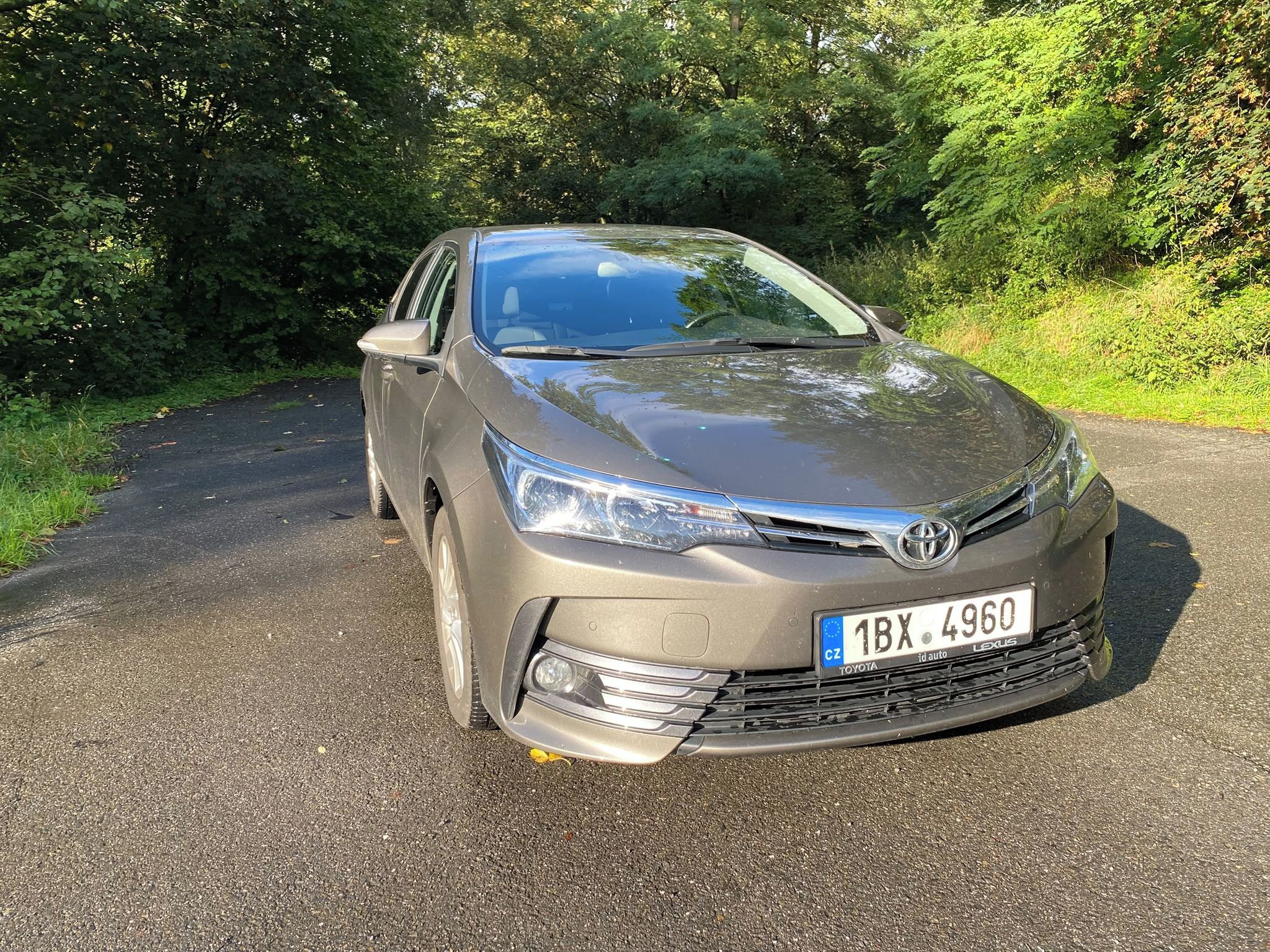 Toyota Corolla, 1,6 benzín - fotka 3