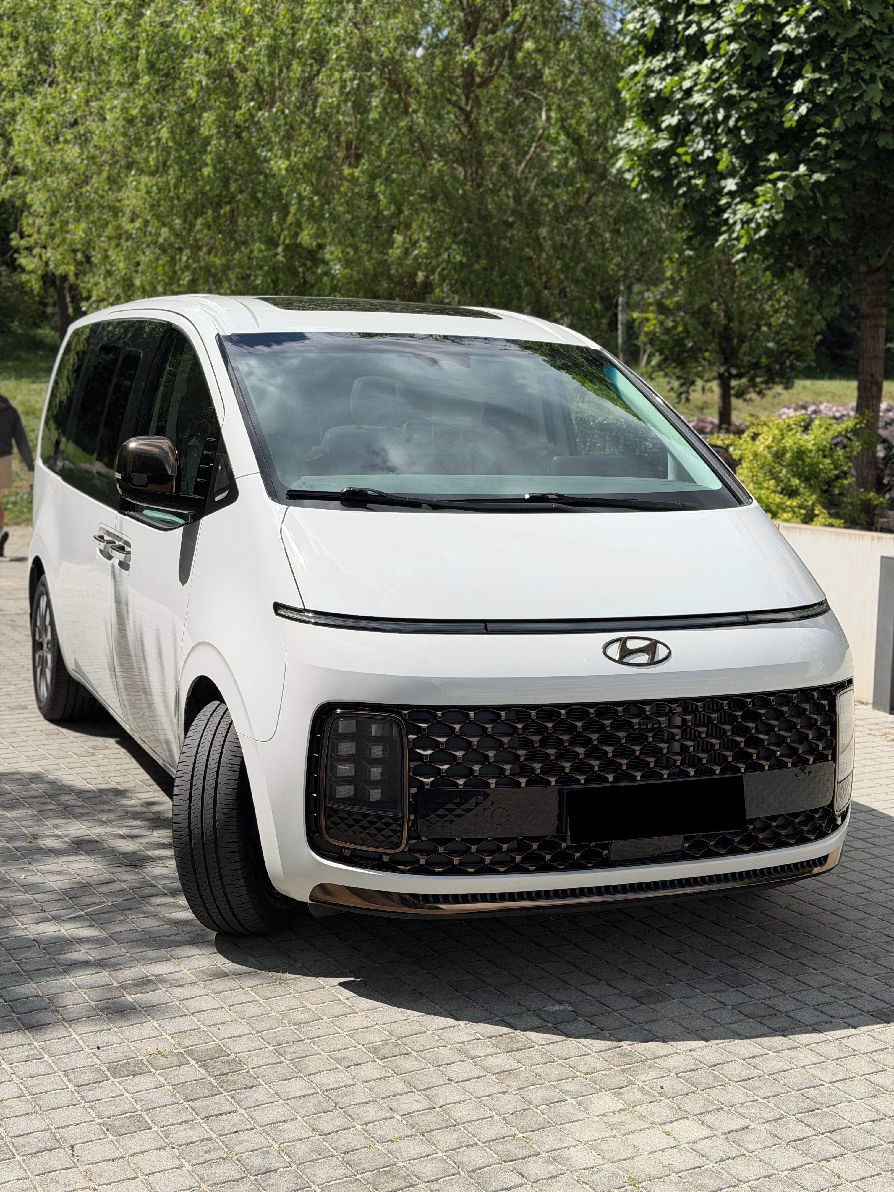 Hyundai Staria, 2.2,4x4,Luxury,55 tkm,záruka - fotka 3