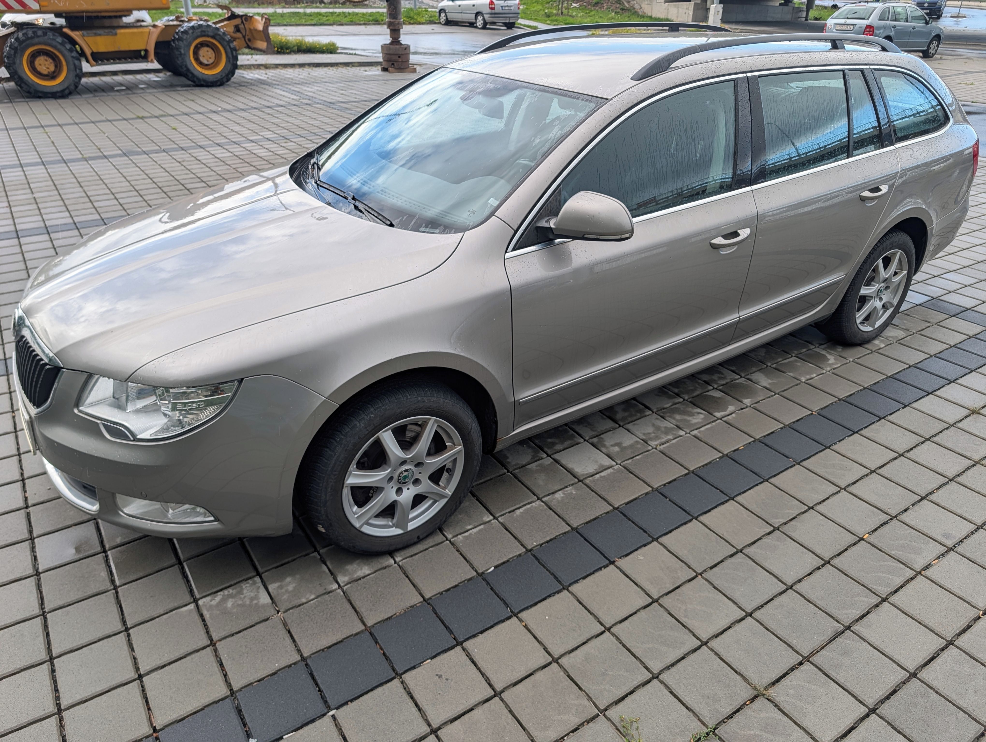 Škoda Superb, 2.0 TDI 125 KW 4x4 - fotka 5