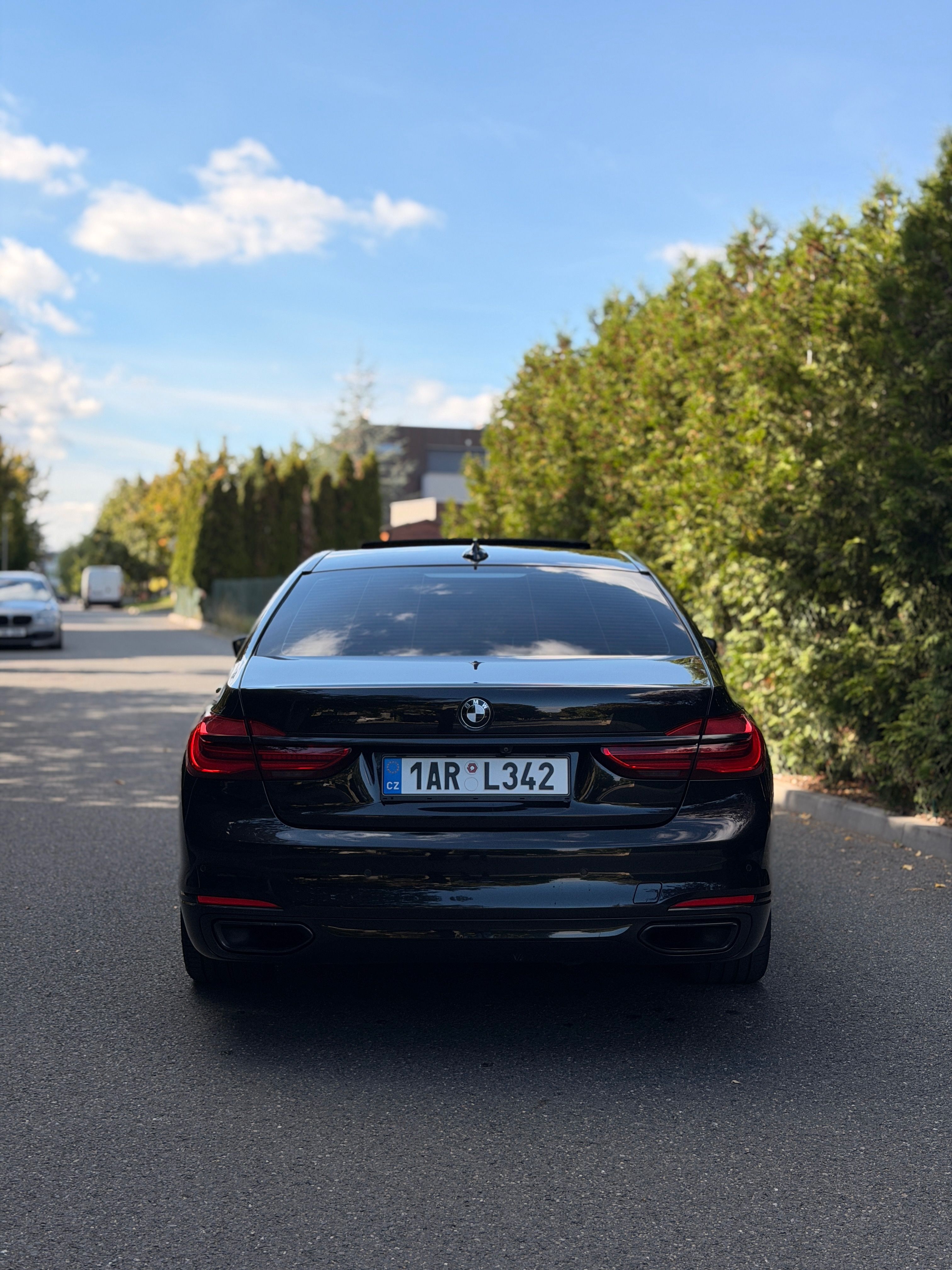 BMW Řada 7, 740d xDrive 235 kW, 3.0 di - fotka 5
