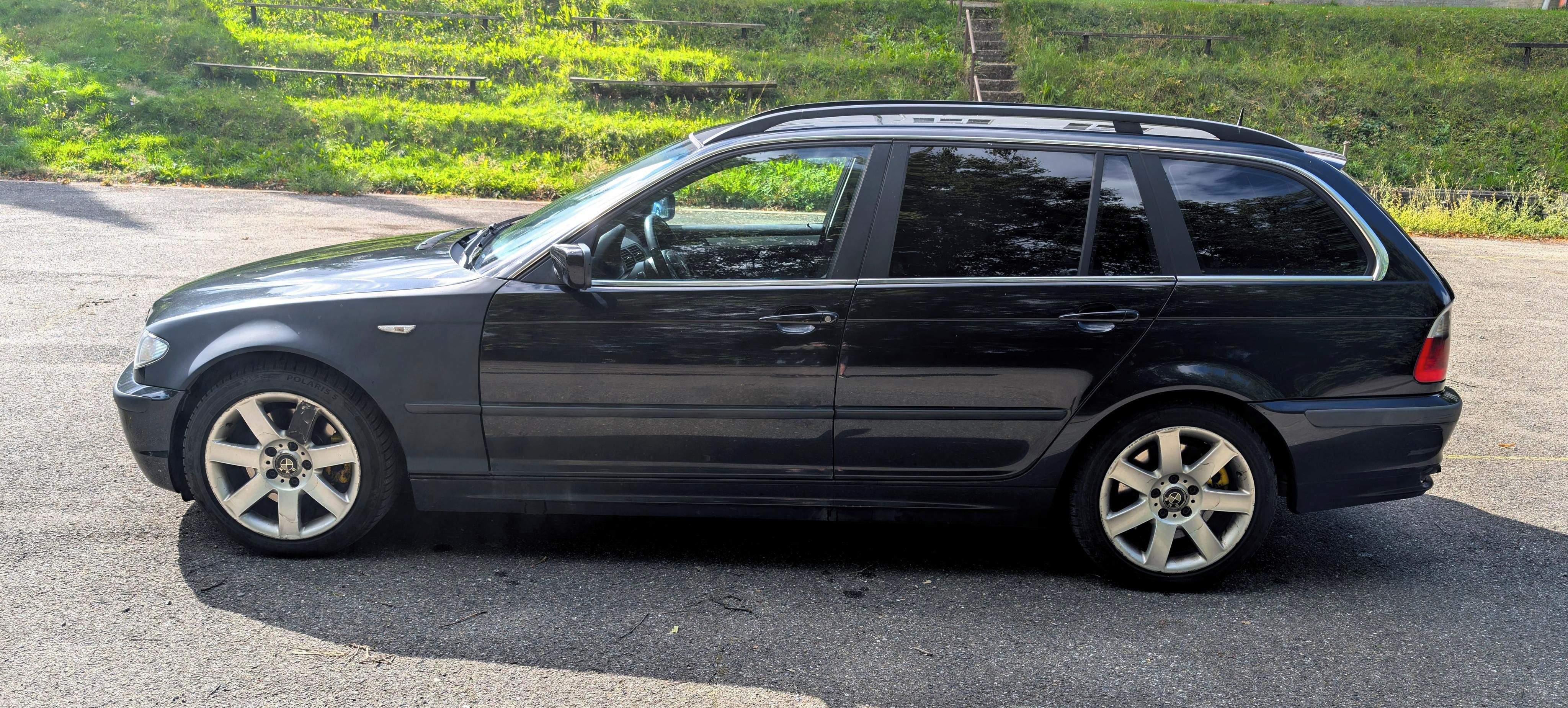 BMW Řada 3, E46 330d Touring - fotka 5