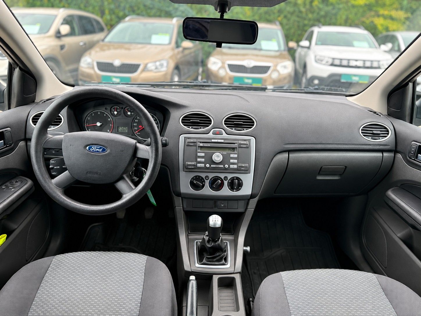 Ford Focus, 1.6i 74KW - fotka 6