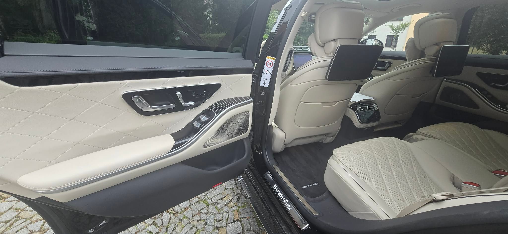 Mercedes-Benz Třídy S, S400 D 4MATIC - fotka 3