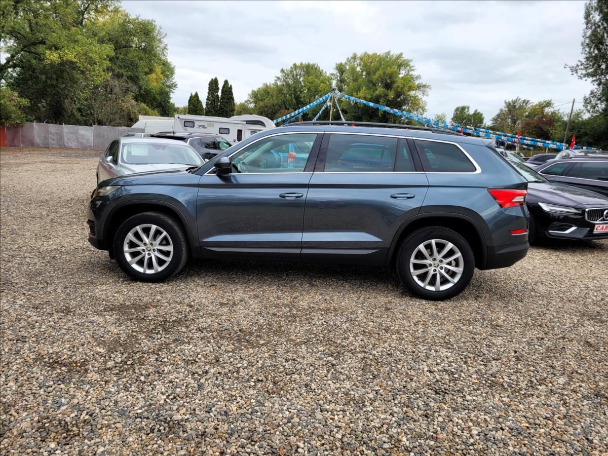 Škoda Kodiaq, 1,5 TSI,DSG,7míst,navi,výhřev - fotka 3