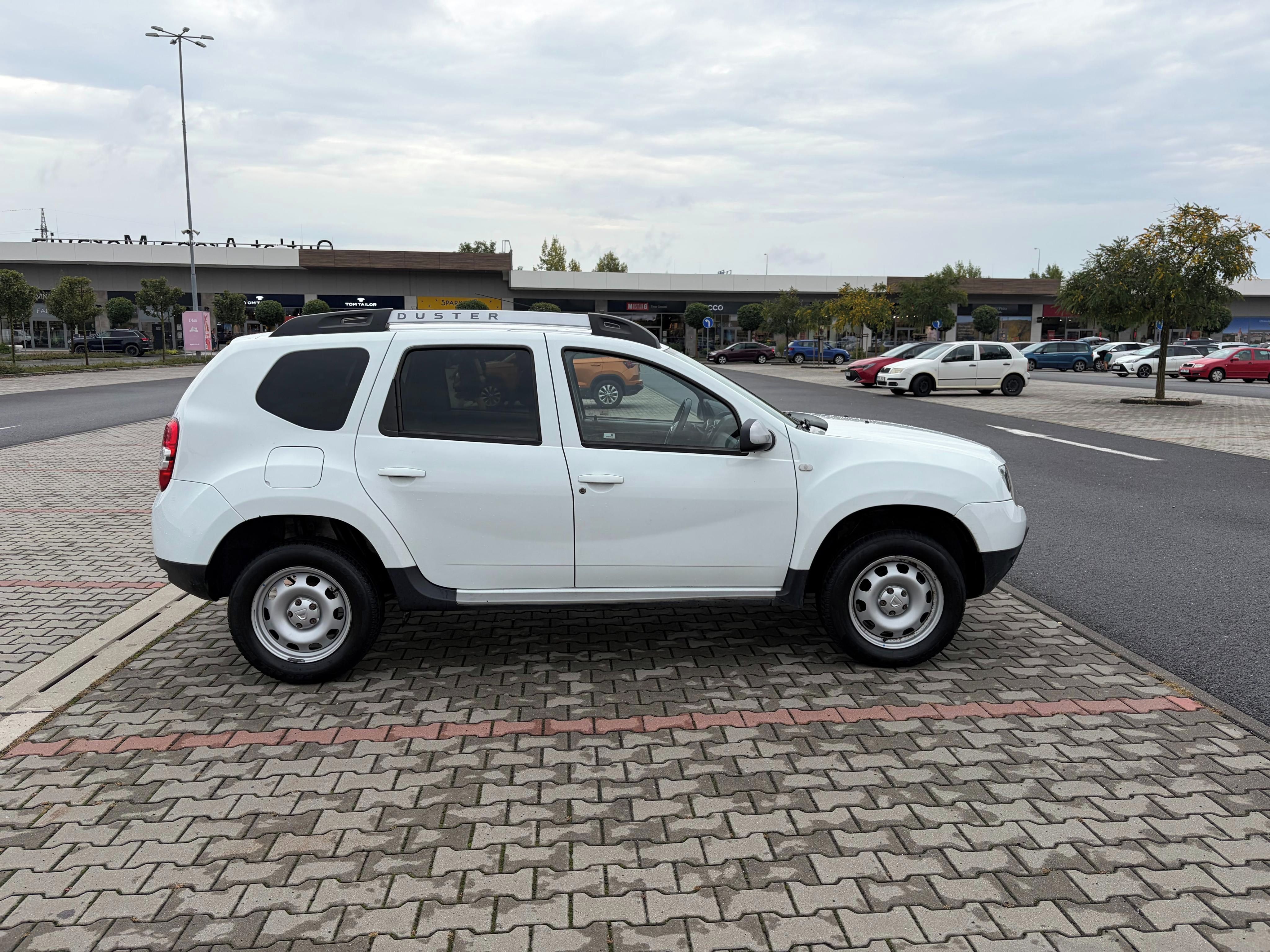 Dacia Duster, 1.6i 16V 84kw 4x4 SCe ČR - fotka 2