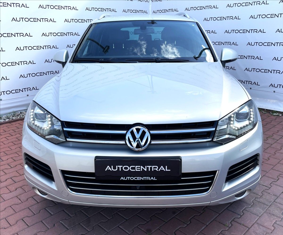 Volkswagen Touareg, 3,0 TDi,V6,180kW,4x4,STK 5/28 - fotka 2