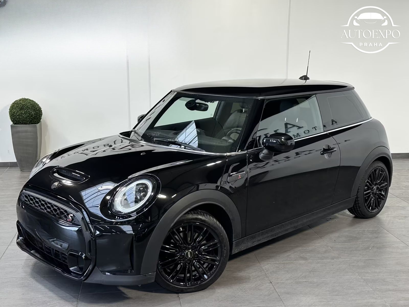 Mini Cooper S, Classic Trim Black