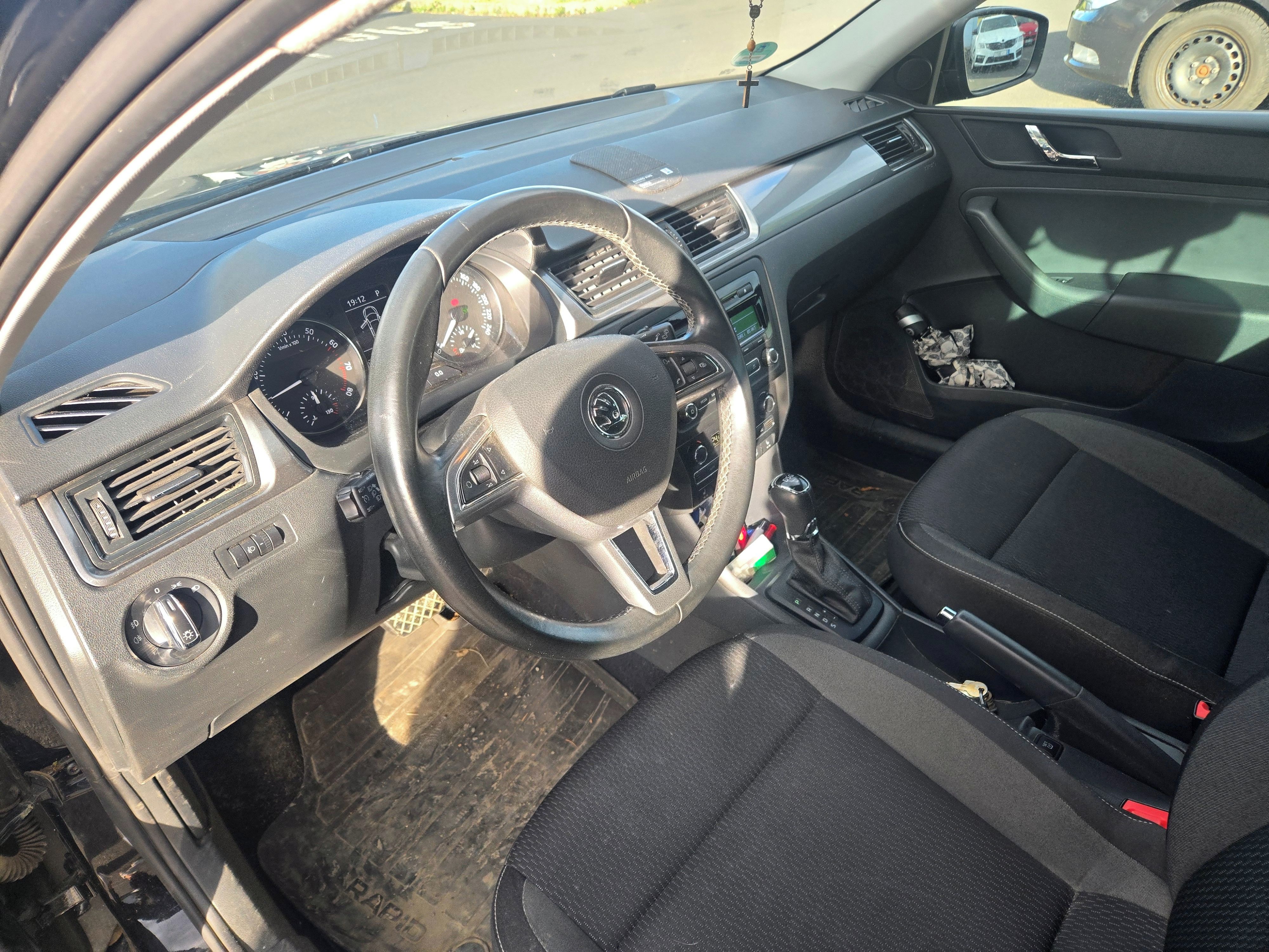 Škoda Rapid, 1,4TSi 90kW AT - fotka 6