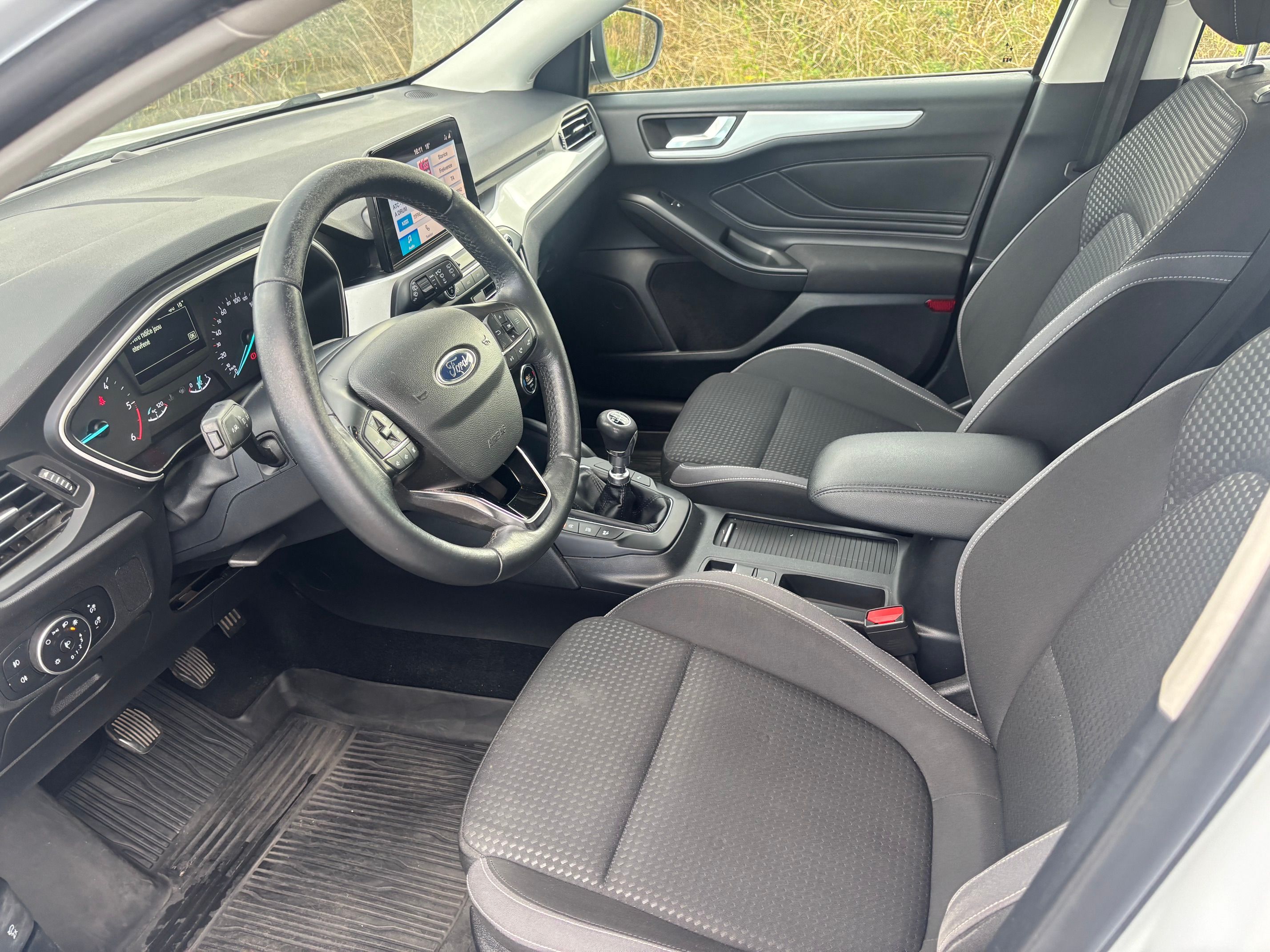Ford Focus, Combi 1.5 EcoBlue 88kw, ČR - fotka 6