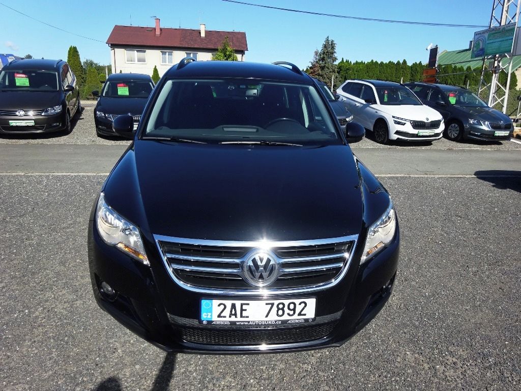 Volkswagen Tiguan, Comf. 1,4 TSI 110kW+6st.man-ČR - fotka 2