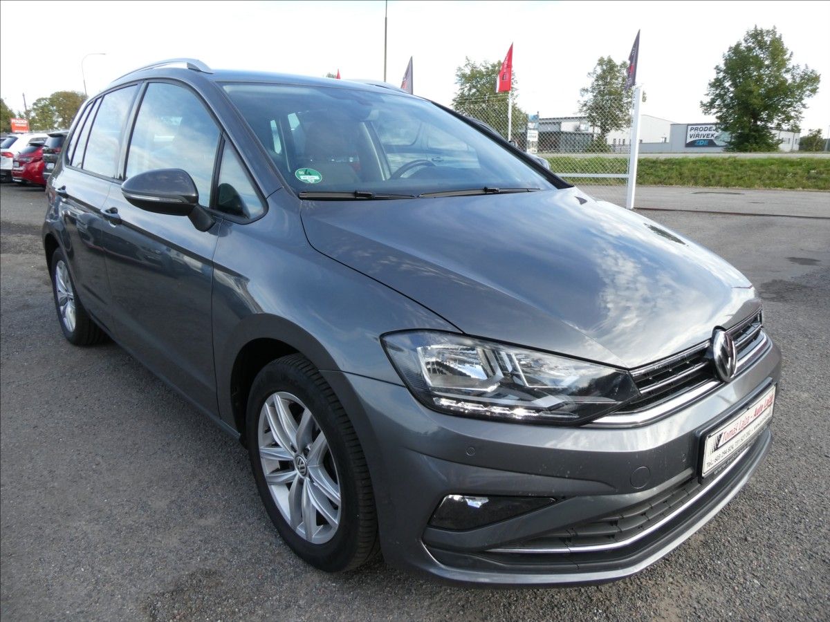 Volkswagen Golf Sportsvan, 1,5 TSi 110kW DSG,závěs,naviga