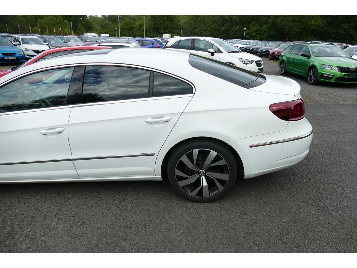 Volkswagen CC, 2,0TDI 110KW DSG - fotka 5
