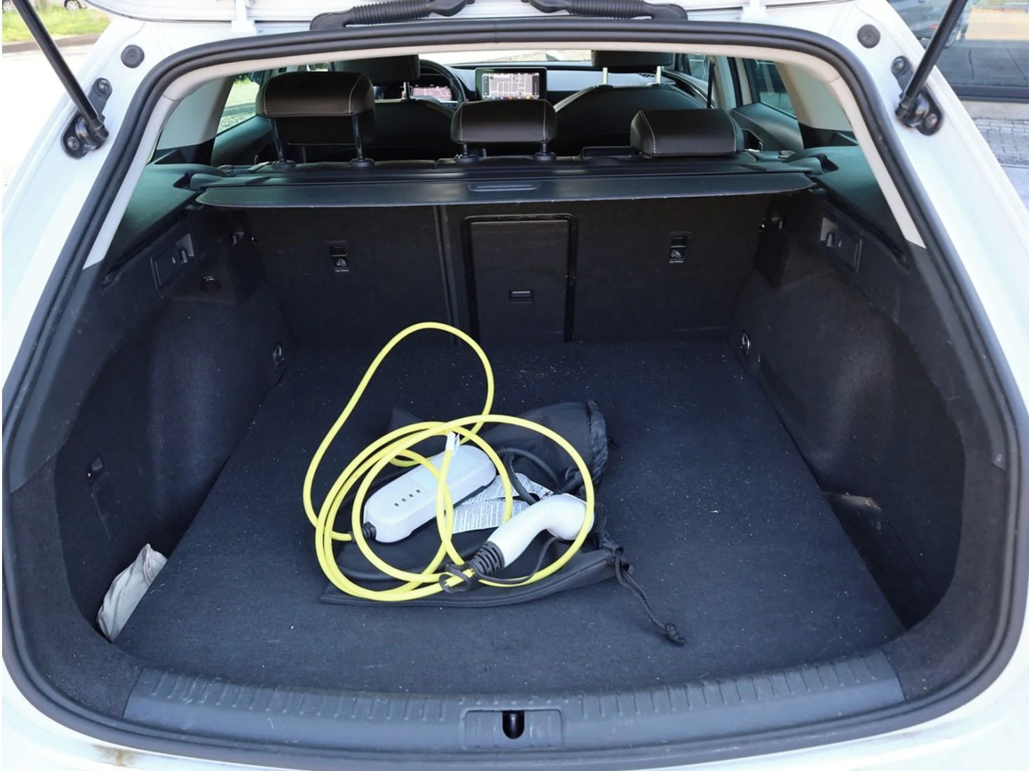 Seat Leon, Sportstourer 1.4 TSI e-hybrid - fotka 4