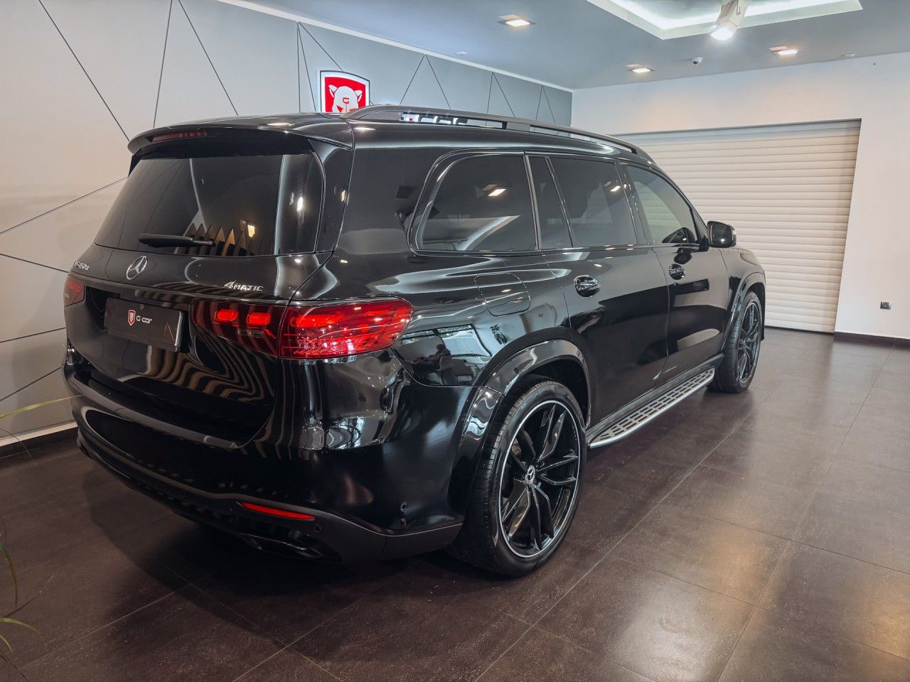 Mercedes-Benz GLS, 450d 4MATIC AMG - fotka 4
