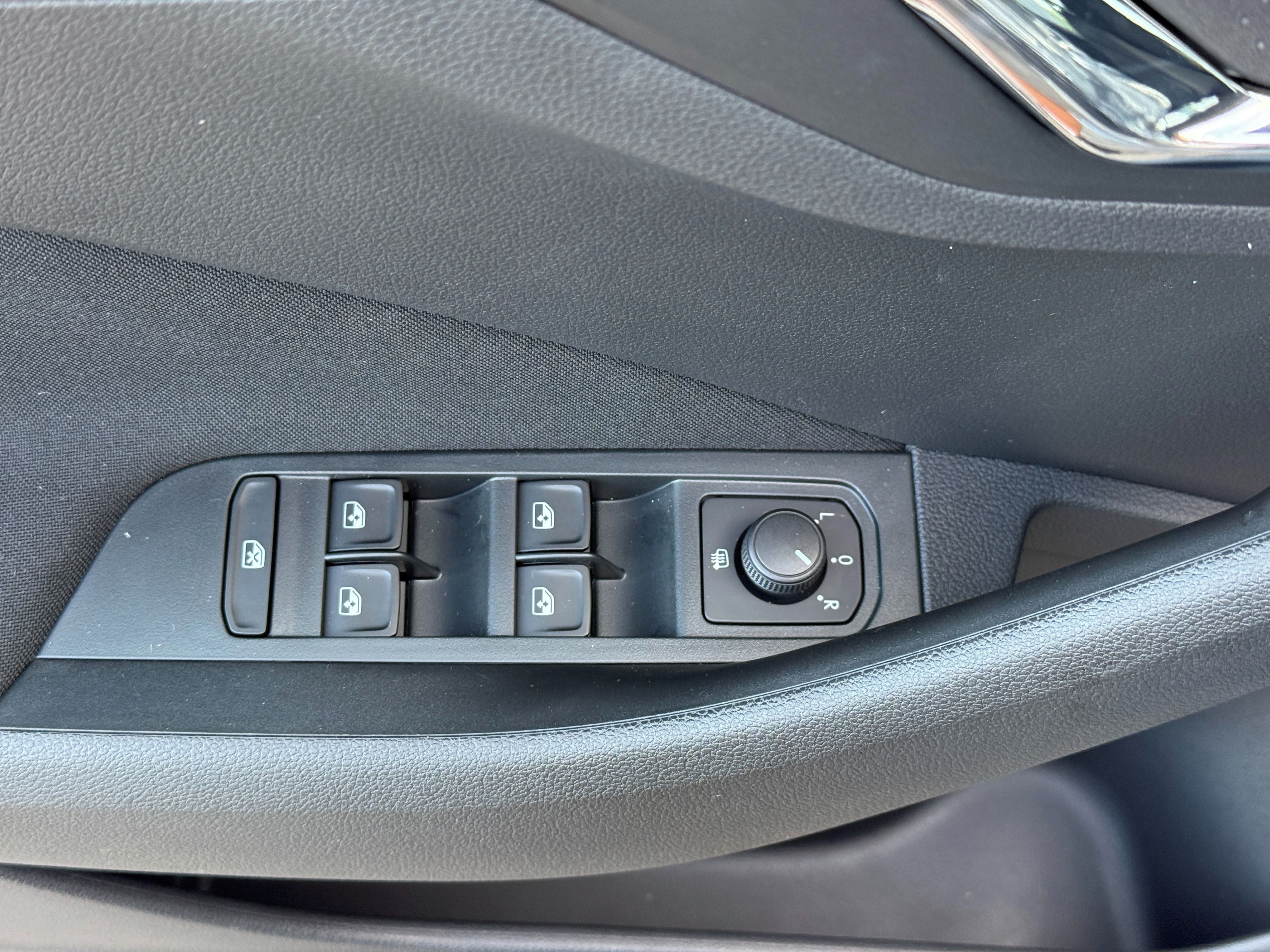 Škoda Kamiq, 1.0 TSI 85 KW Classic - fotka 6