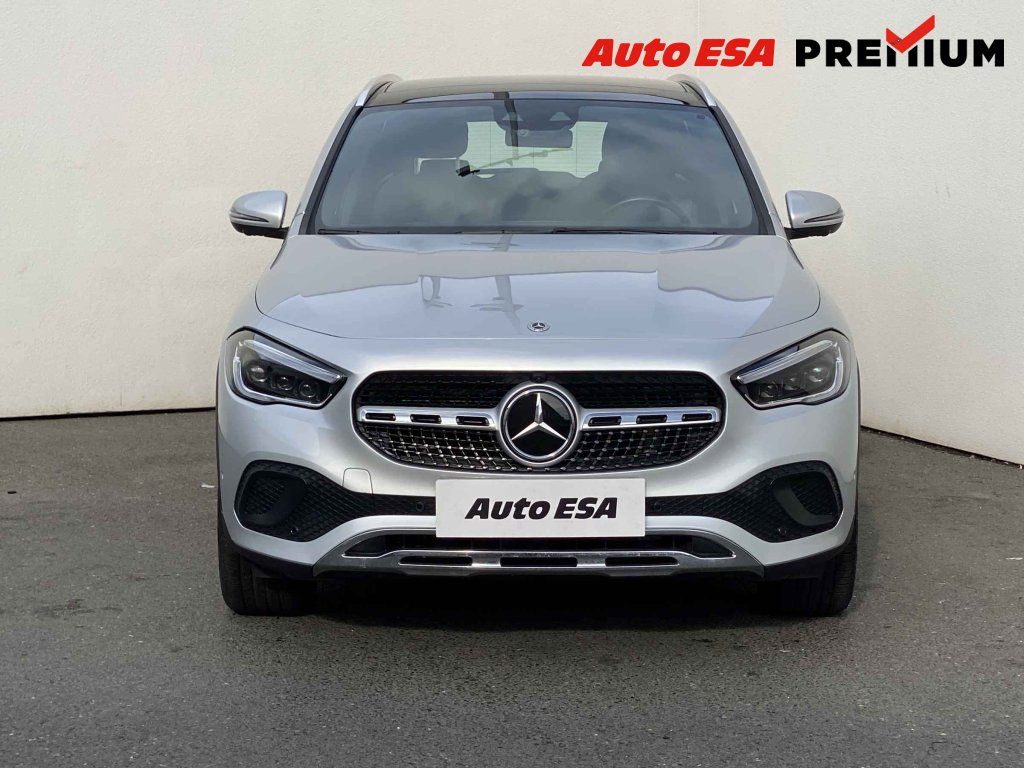 Mercedes-Benz GLA, 2.0 D 220d,1.maj,ČR,AT - fotka 2
