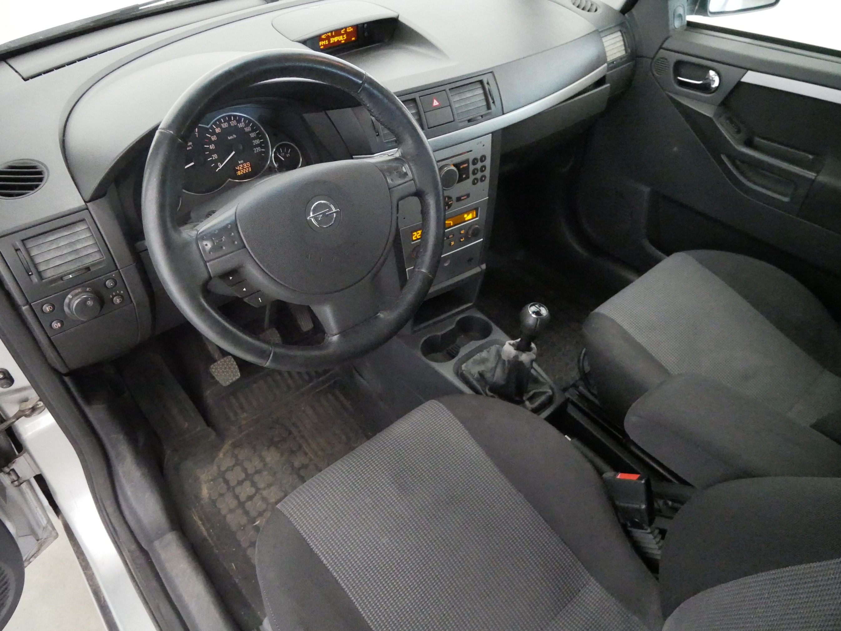Opel Meriva, 1.6i 74kW - fotka 5