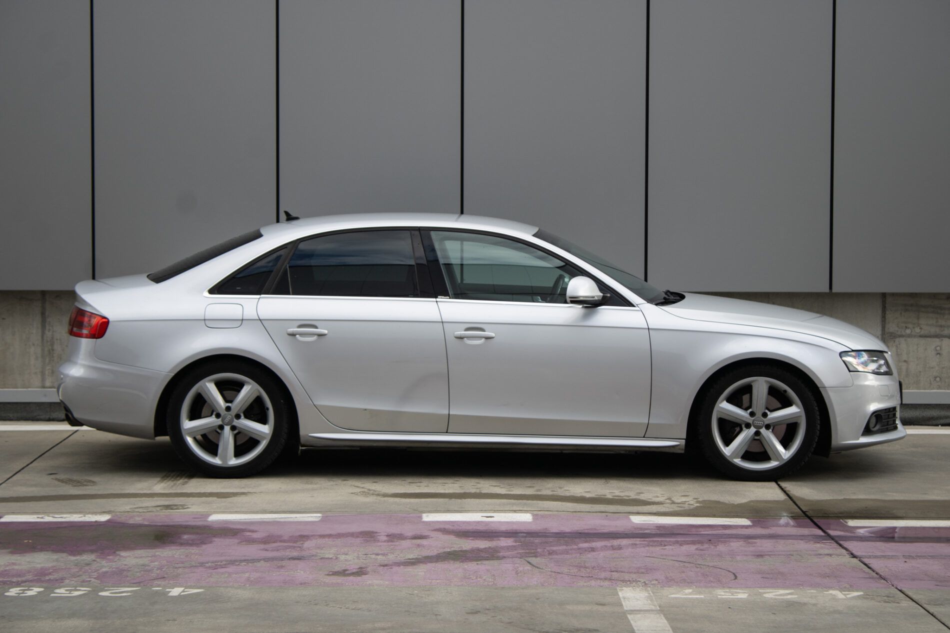 Audi A4 - fotka 4