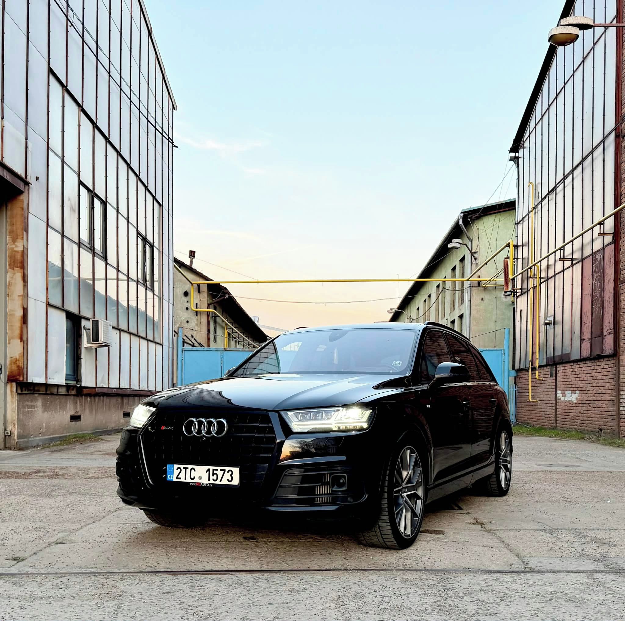 Audi SQ7, AUDI SQ7 4.0 V8 320KW