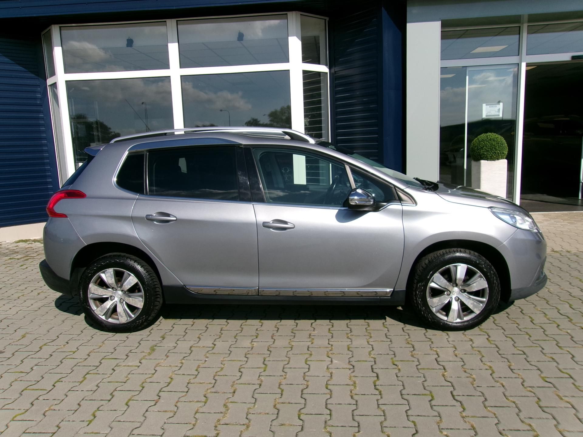 Peugeot 2008, 1.6 HDI - fotka 6