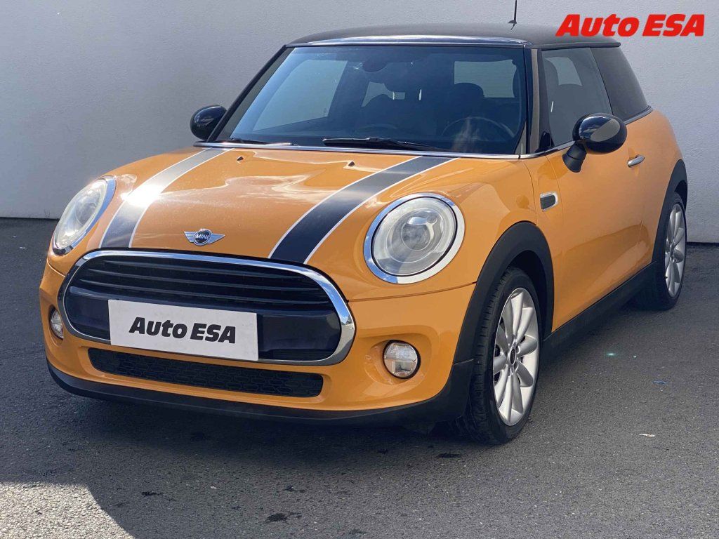 Mini Cooper, 1.5T,LED,navi,kůže - fotka 3