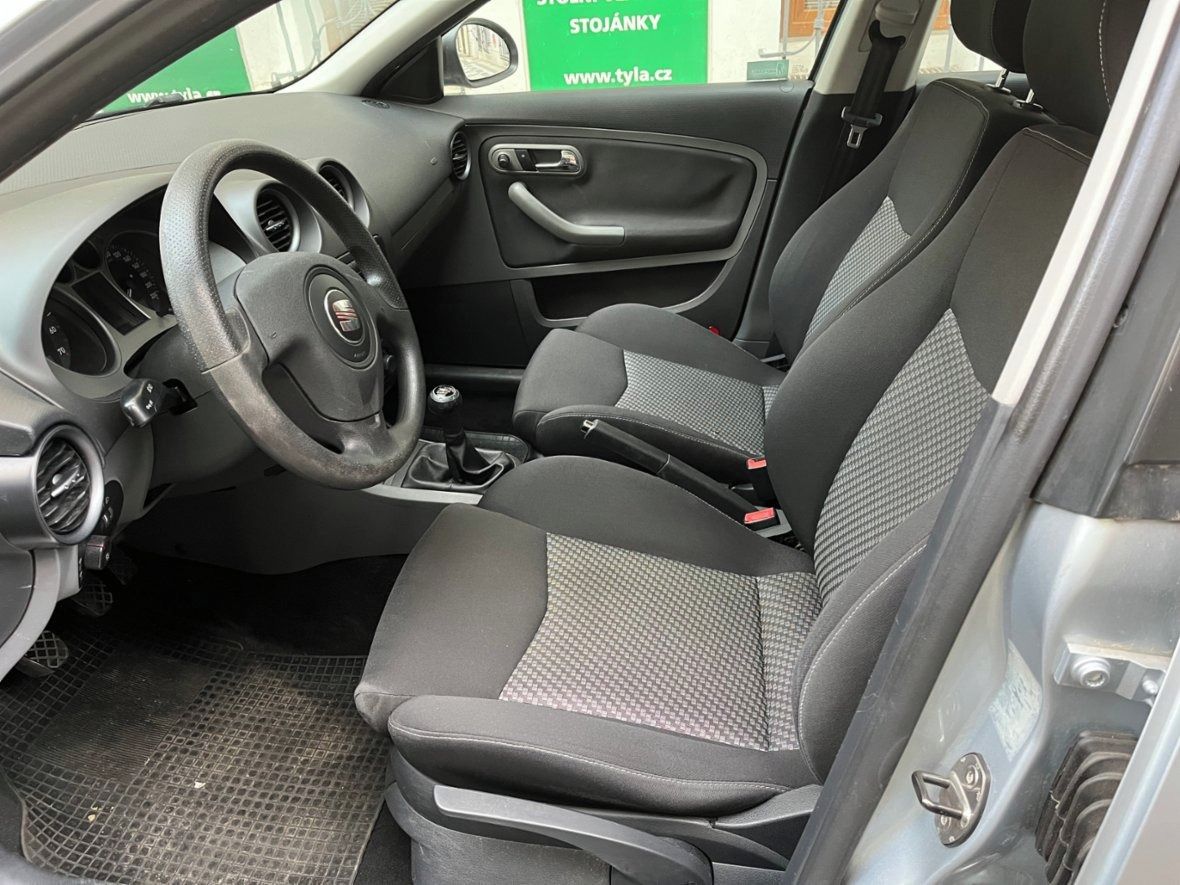 Seat Ibiza, Seat Ibiza 1.2, r.v. 2007 - fotka 6