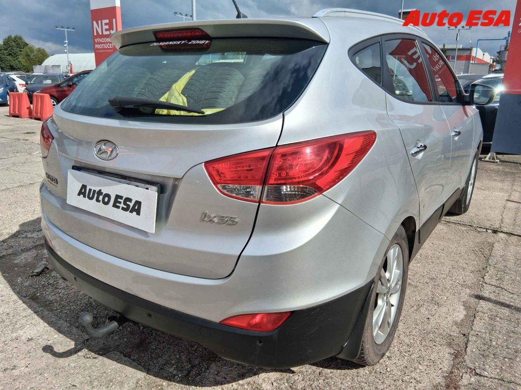 Hyundai ix35, 1.6 GDI,ČR - fotka 2