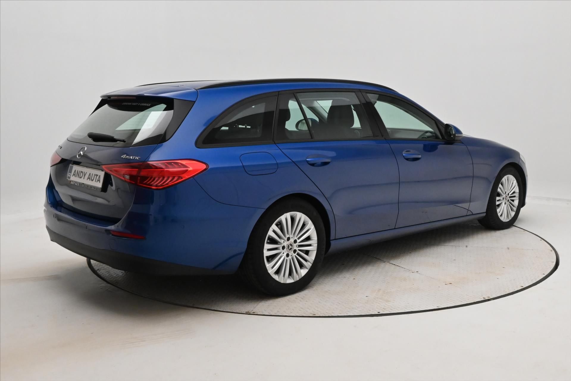 Mercedes-Benz Třídy C, 2,0 220d 147kW 4MATIC AVANTGAR - fotka 5