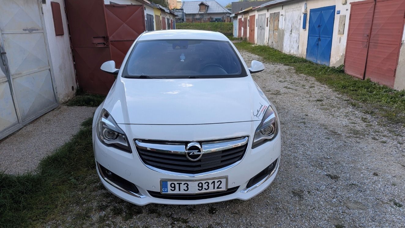 Opel Insignia, 2.0 CDTI automat - fotka 2