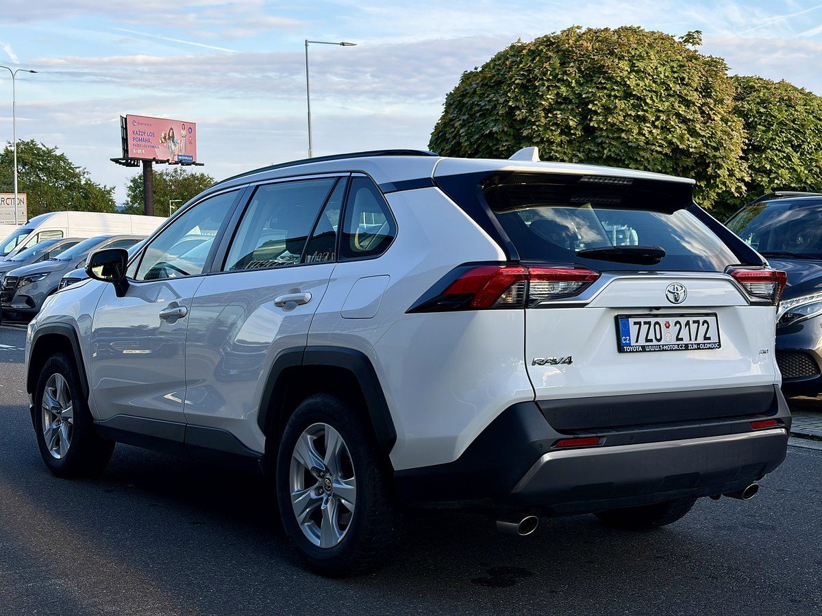 Toyota Rav4, 2,0 AWD Comfort - fotka 5