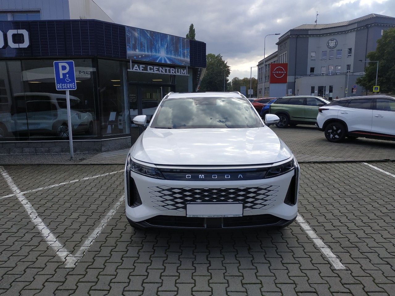 Omoda 9, 1.5 Premium,PHEV,AT, SKLADEM - fotka 2