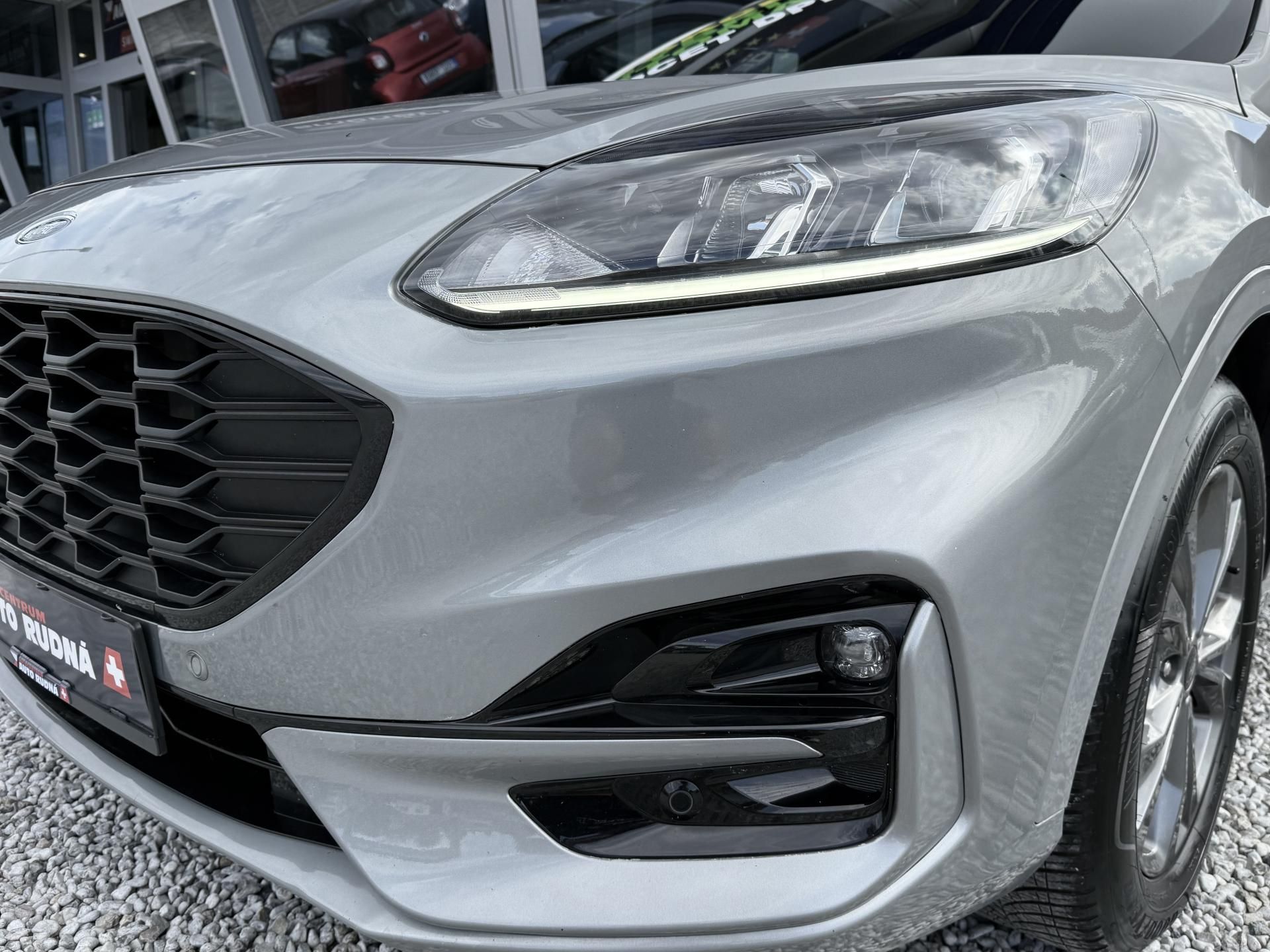 Ford Kuga, 2,5 Duratec ST-Line Automat - fotka 2