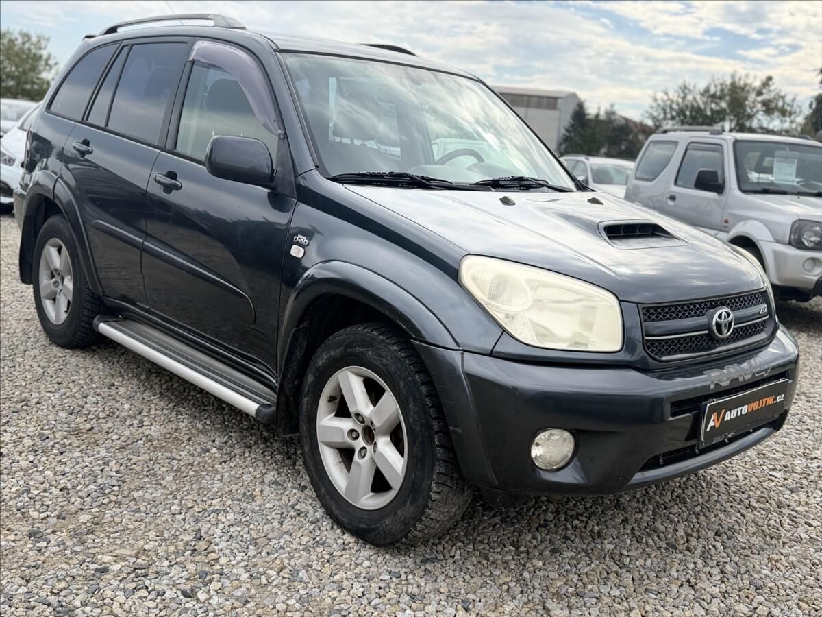 Toyota Rav4, 2,0 D-4D 4X4 TAŽNÉ - fotka 3