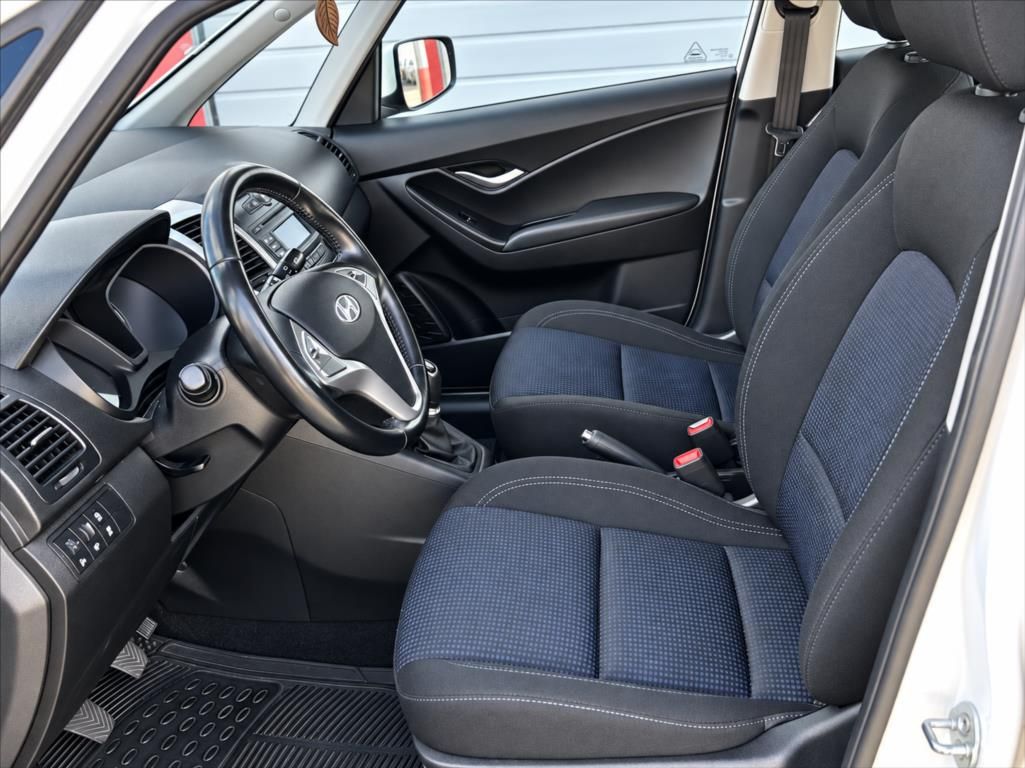 Hyundai ix20, 1,4 CVVT serv.kniha, nové ČR - fotka 5