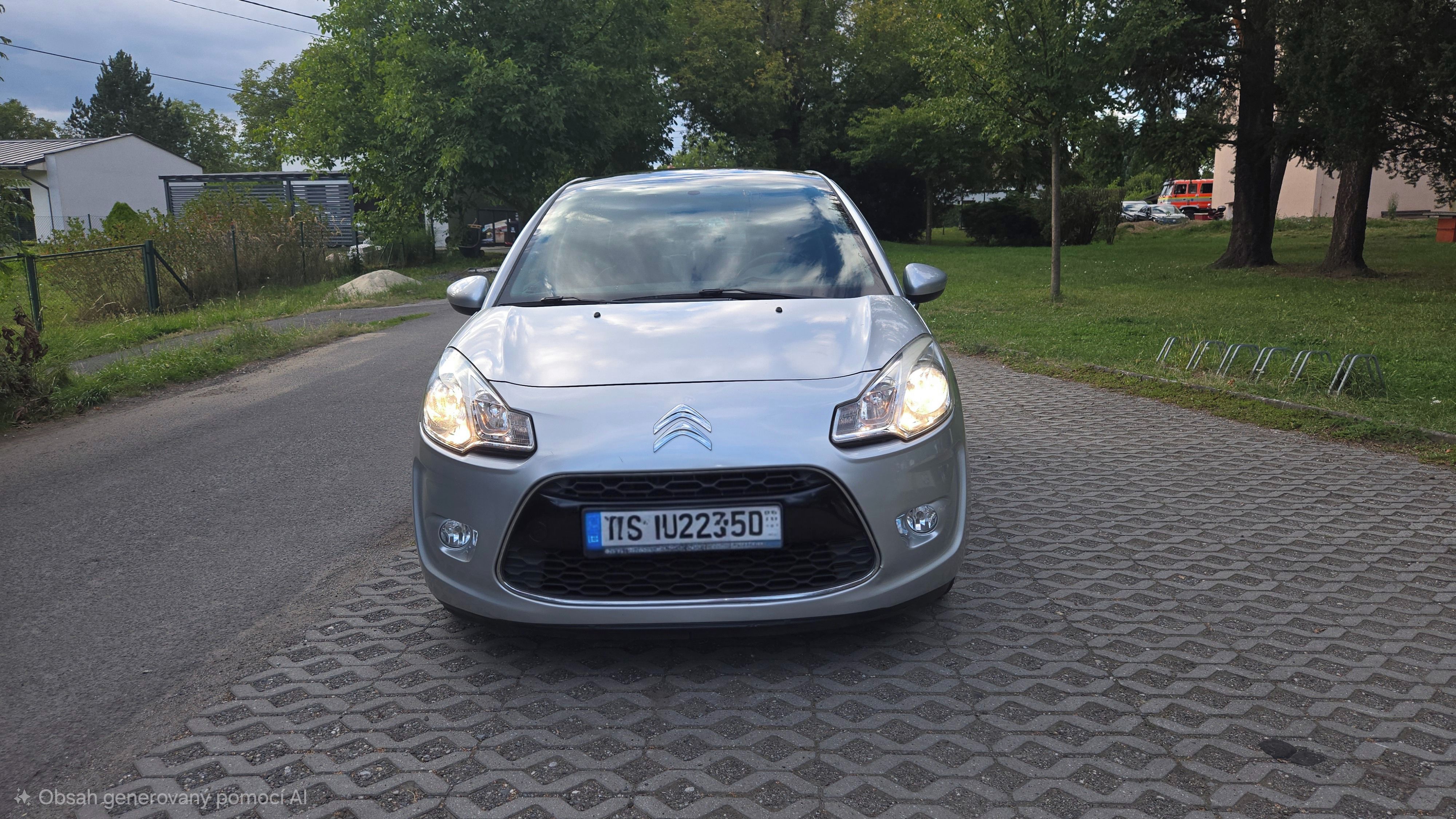 Citroën C3, Citroën C3 1.4 VTi 86.000km - fotka 2