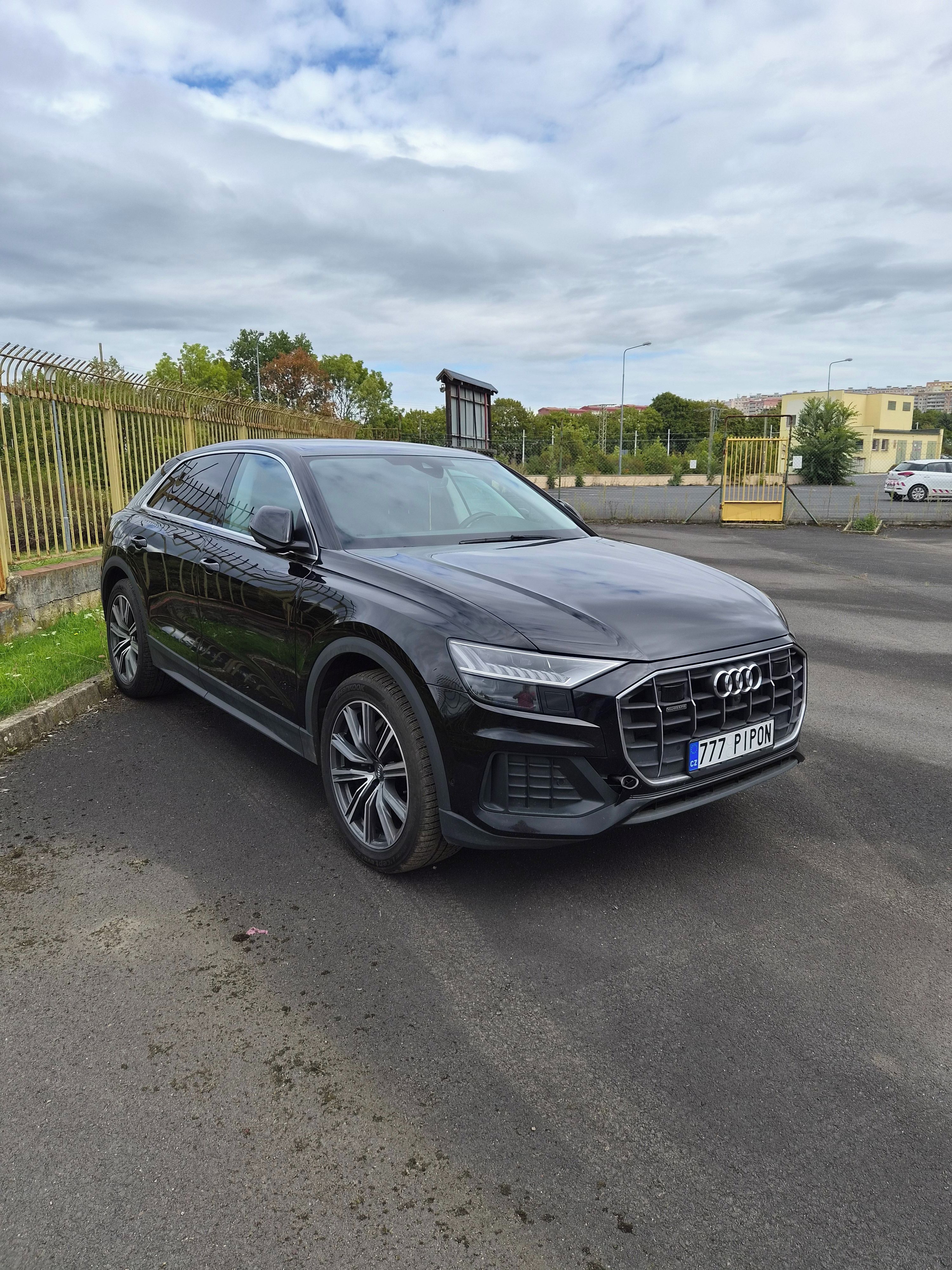 Audi Q8, 50TDi 210kw 3,0TDi quatro - fotka 3