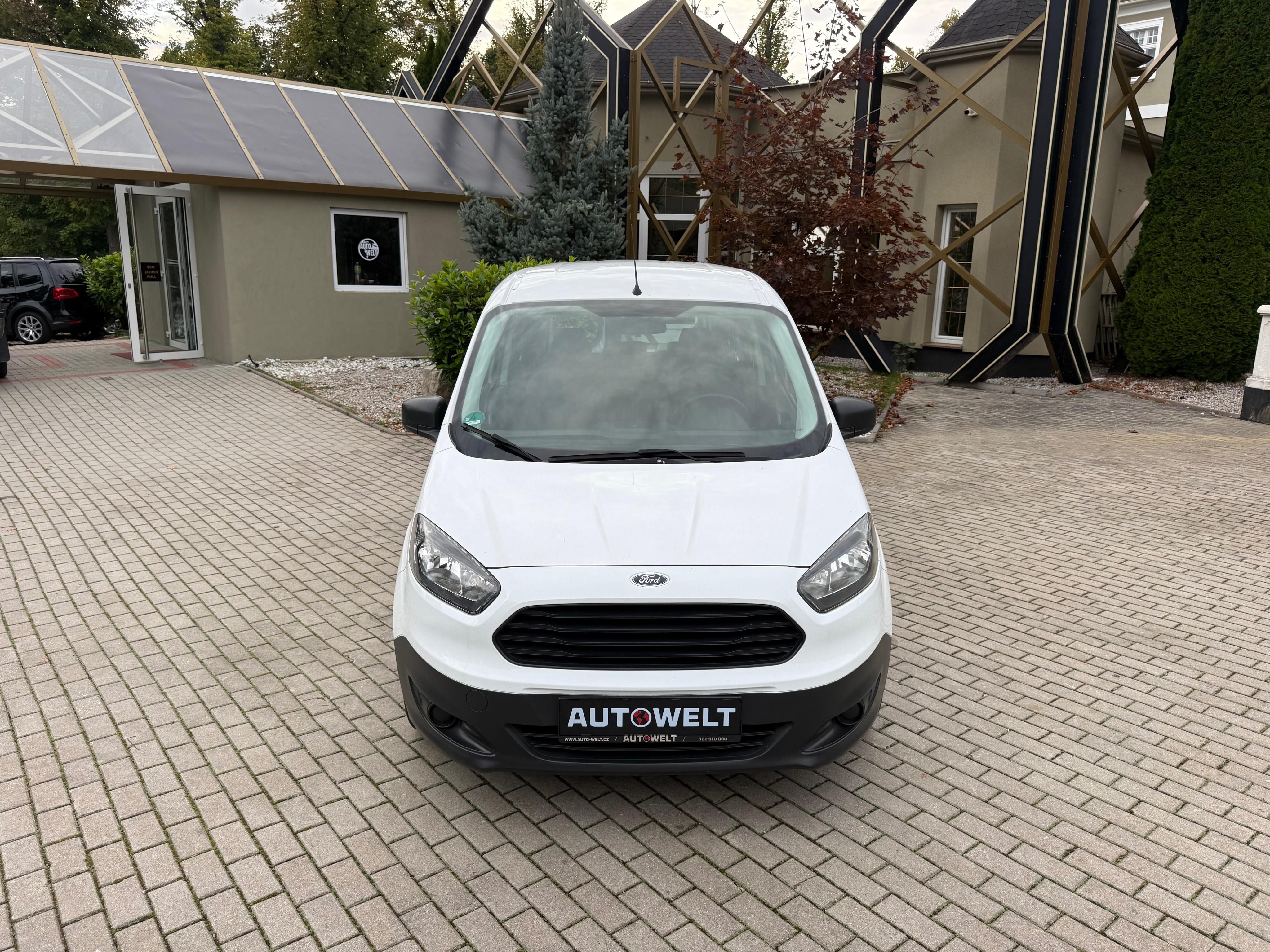 Ford Tourneo Courier, 1.0i 74kW /5 MÍST/112TKM/2015 - fotka 2