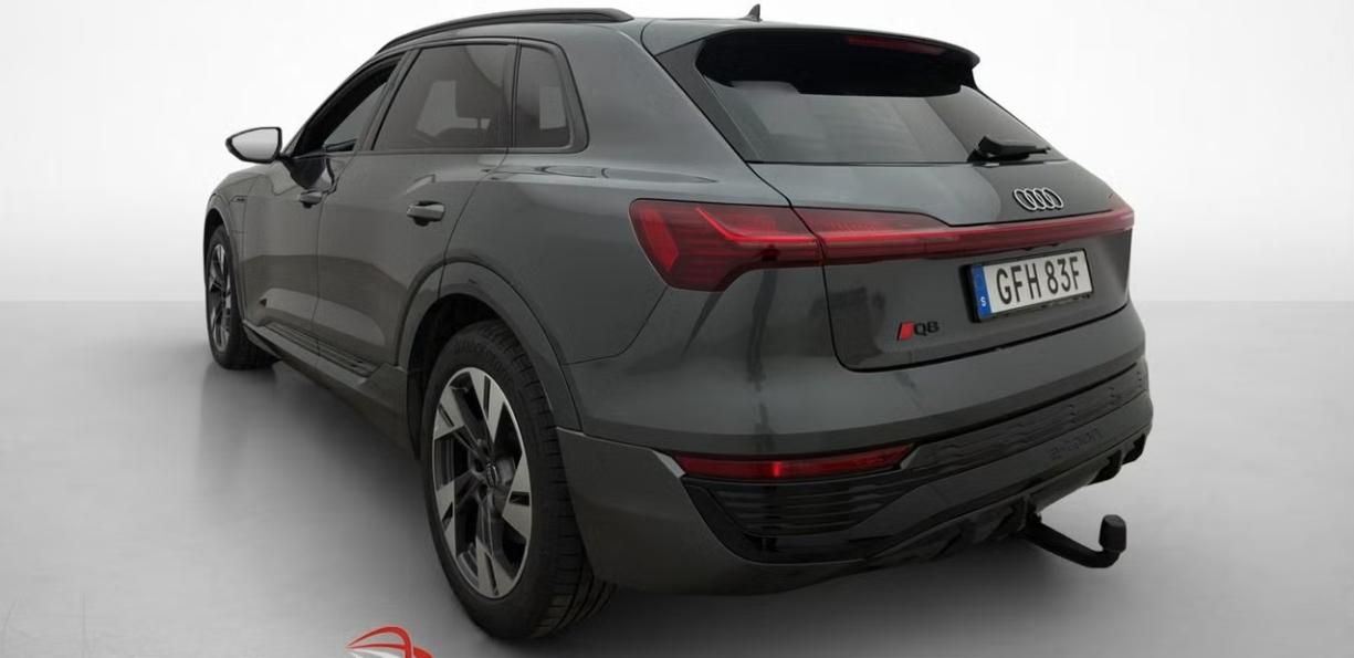Audi Q8 e-tron, 55 Q SoH 96% 360k Pano Tažné - fotka 5