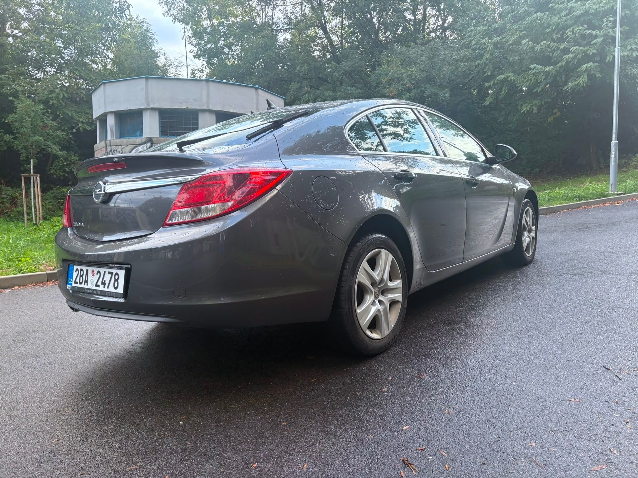 Opel Insignia, 1,8 103kW - fotka 5