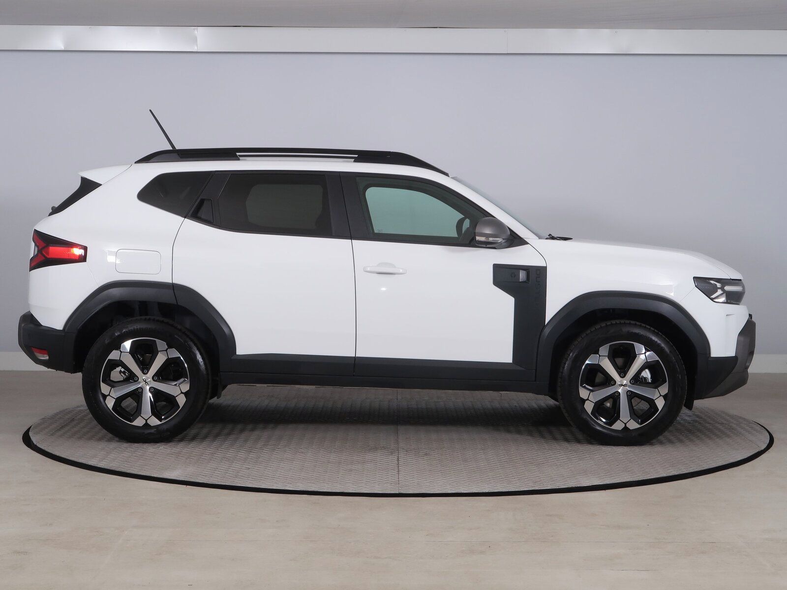 Dacia Duster, 1.6 Hybrid, Journey, Automat - fotka 6