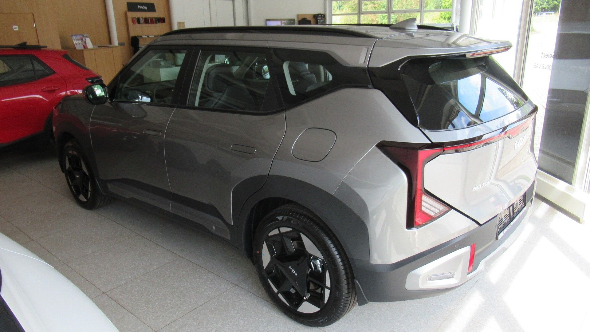 Kia Seltos, 1,6 T-GDi GPF 4x2 EXCLUSIVE - fotka 2